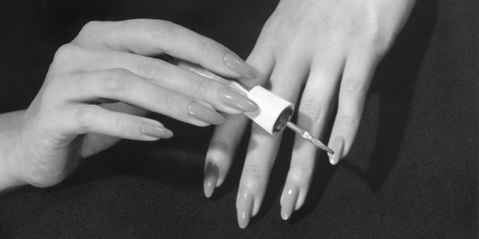 HOW To Give Yourself A Vinylux Manicure