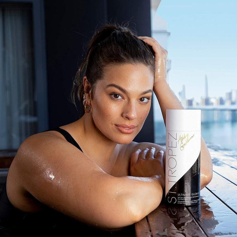 St Tropez - Ashley Graham Ultimate Glow Kit [Limited Edition] - Buy Online at Beaute.ae